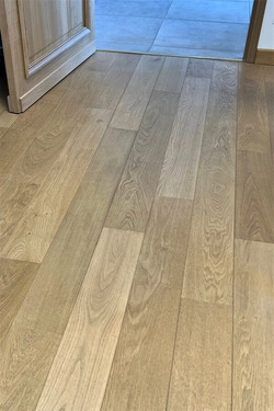 parquet chêne à l'anglaise collé